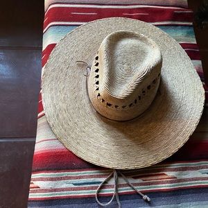 LIKe NEW TULA Austin Texas Wide Brim Straw Sun Hat w/ Suede Chin Strap Western